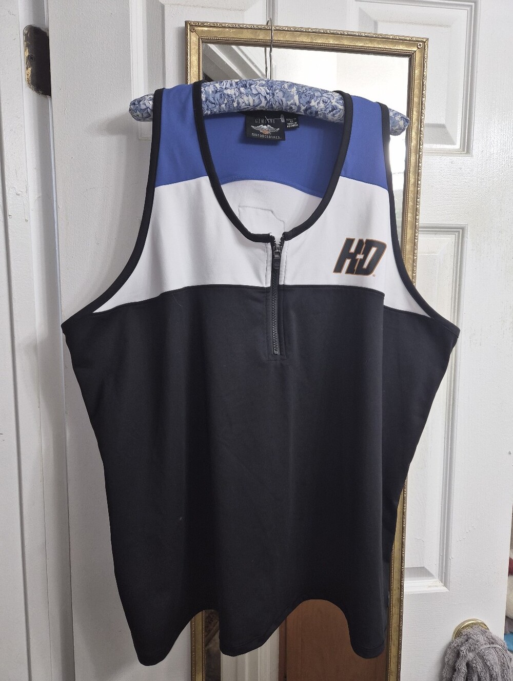Womens Black, White & Blue Zip